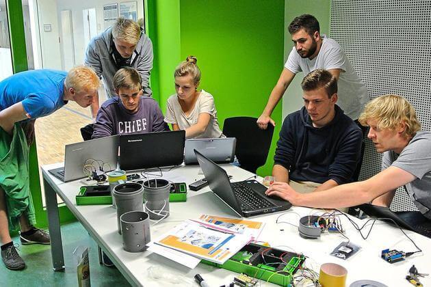 Schüler Anne-Frank-Gesamtschule entwickeln die Bikebox Schüler Anne-Frank-Gesamtschule