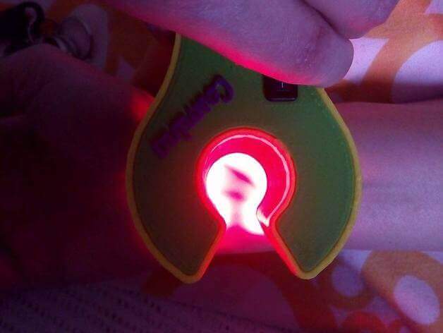 Selbst gebauter Venen-Finder im Einsatz