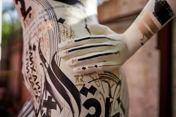 Teil der Skulptur Kopie von Lampas