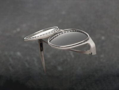 Modell einer Sonnenbrille aus der Kollektion