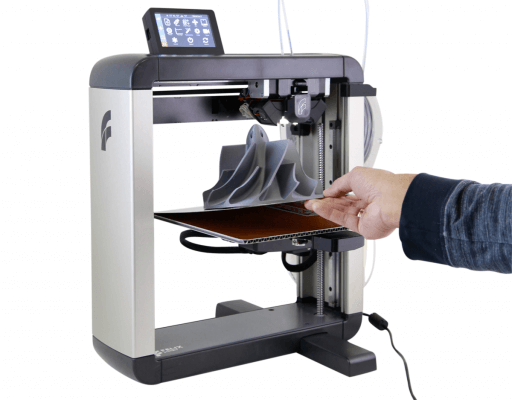FELIXprinters Pro 3 3D-Drucker mit 3D-Druckobjekt