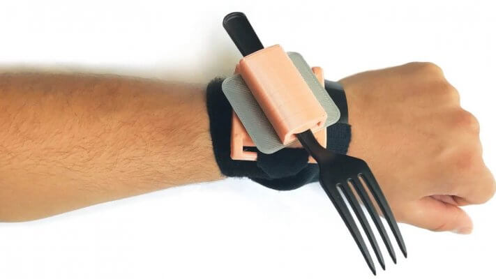 Hilfsmittel Gabel bei Amputation