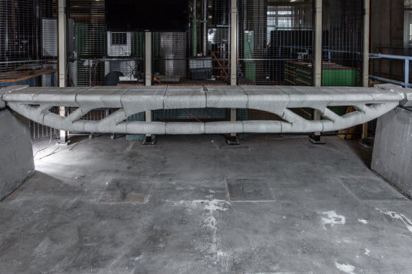 Vertico Steg aus 3D-gedrucktem Beton