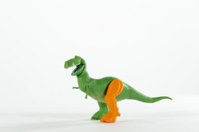 Dinosaurier mit 3D-gedrucktem Bein