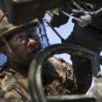 Sgt. Bonilla mit Helm aus den 1980ern