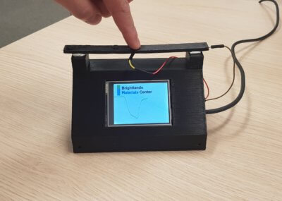 Biegebalken der Demobrücke auf Messgerät