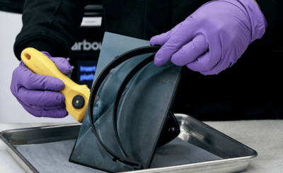 Teile von Schutzschilden aus dem 3D-Drucker