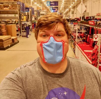 Fuller mit fertiger Maske