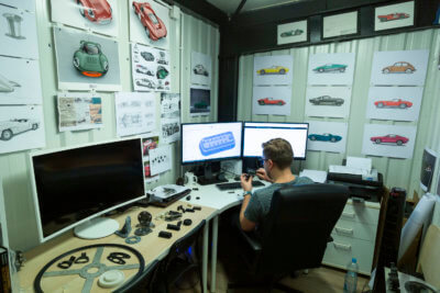 Mitarbeiter am Computer