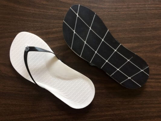 Retraction Footwear oben und unten