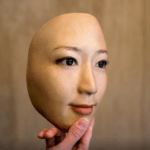 3D-gedruckte Maske einer Frau