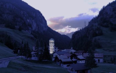 "Weißer Turm" in Mulegns