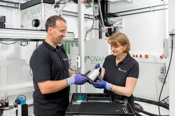 Forscher vor CIVAN-System