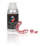 Flasche und zahnmedizinisches Objekt