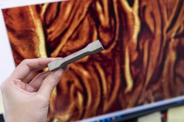 Titanlegierung mit 3D-gedrucktem Objekt