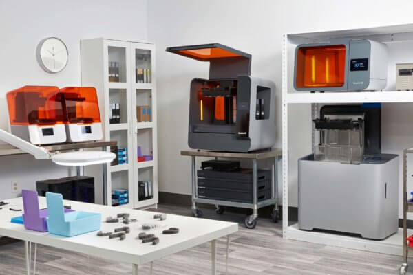 Formlabs Form Wash L und Form Cure L im Büro