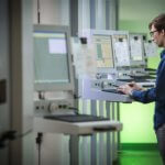 Mitarbeiter am PC