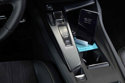 3D-gedruckte Handyhalterung für Peugeot 308