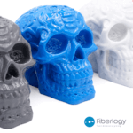 schwarzer, blauer und graphit-farbener Totenkopf aus FiberSmooth
