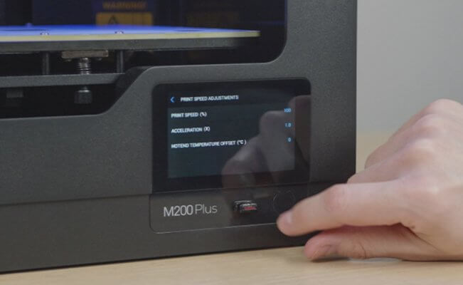 Ansicht Bedienfeld Zortrax-3D-Drucker