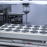 18 Bauteile in Maschine