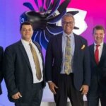 Vertreter der Unternehmen MagLev Aero und GE Additive