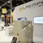 3D-Drucker von Laempe Mössner Sinto und Beispielobjekt auf der GIFA 2023