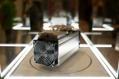 Bitcoin-Mining-Equipment unterstützt durch D-Central Technologies und CryptoCloaks 3D-Druck-Innovationen