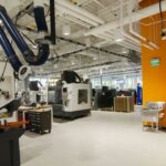 Innenansicht des 3D-Druck-Zentrums für Exzellenz bei NC State, entwickelt in Partnerschaft mit Ricoh