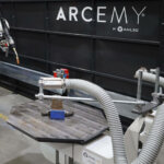 AML3D ARCEMY X-Edition 6700 WAAM 3D-Drucksystem aktiviert im Additive Manufacturing Centre of Excellence
