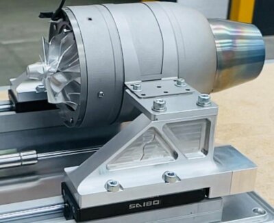 3D-gedruckter Gasturbinenmotor von Aurora Labs nach einem erfolgreichen Testlauf 3D-gedruckte Gasturbine von Aurora Labs für die Luftfahrtindustrie