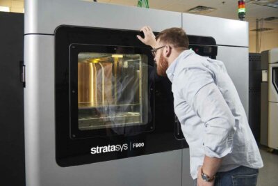 Select Additive Technologies und der F900 3D-Drucker von Stratasys Select Additive Technologies und der F900 3D-Drucker von Stratasys