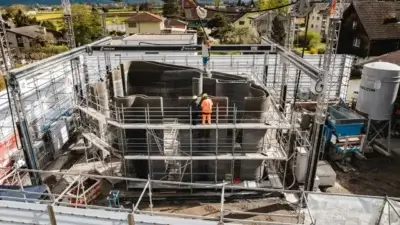 Erstes 3D-gedrucktes Gebäude der Schweiz im Bau, realisiert von Holcim und PERI
