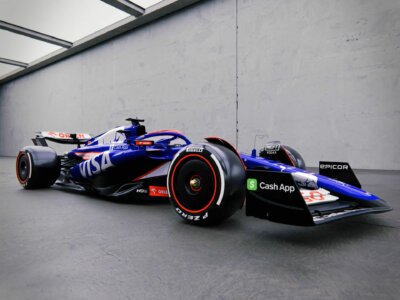 Visa Cash App RB Formel-1-Wagen mit Roboze 3D-gedruckten Komponenten Visa Cash App RB Formel-1-Wagen mit 3D-gedruckten Komponenten von Roboze aus kohlefaserverstärktem PEEK