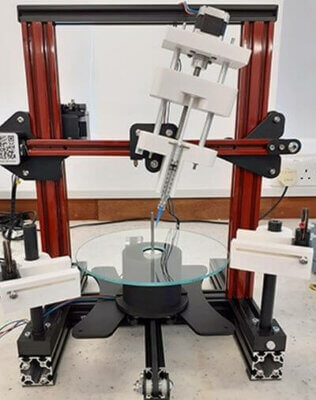 Modifizierter 3D-Drucker zur Herstellung künstlicher Blutgefäße, University of Edinburgh