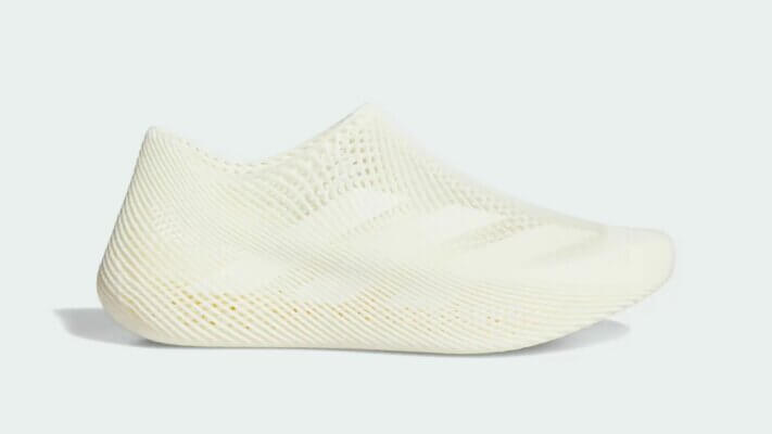 Adidas Climamog Sneaker in Off-White mit 3D-gedrucktem Design Seitenansicht des Adidas Climamog 3D-gedruckter Sneaker in Off-White