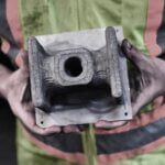 Gedrucktes Metallteil von SPEE3D, gefertigt mittels Kaltspritz-3D-Drucktechnologie unter extremen Kältebedingungen.