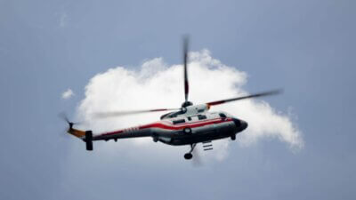 Symbolbild zur Zusammenarbeit von NAVAIR und der US-Küstenwache bei der Nutzung von 3D-Druck für Ersatzteile. Symbolbild für den Einsatz von 3D-Druck durch NAVAIR, um die US-Küstenwache bei der Wartung ihrer MH-60T-Flotte zu unterstützen.