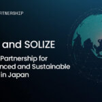 Weltkarte mit Schwerpunkt auf Asien und Text zur Partnerschaft zwischen Roboze und SOLIZE für fortschrittliche 3D-Drucklösungen in Japan.