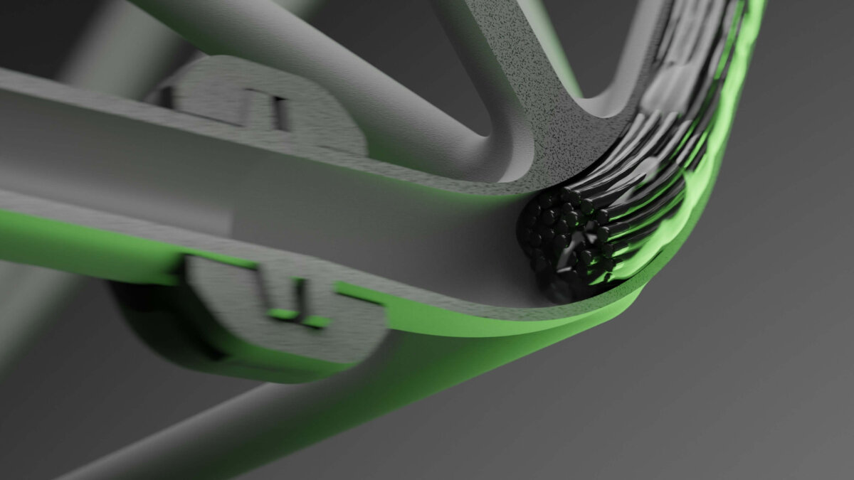 Nahaufnahme des CFIP-Prozesses von Reinforce 3D mit injizierten Carbonfasern in einer hohlen Struktur