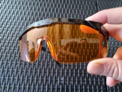 Schutzbrille für den Laserbetrieb mit dem Atomstack A10 Pro V2