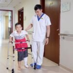 Achtjähriger aus Vietnam erhält 3D-gedruckten Oberschenkelknochen in Vietnam